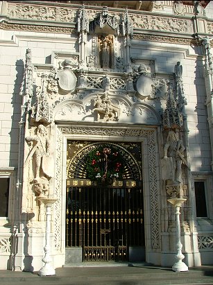 hearst-castle-10.jpg